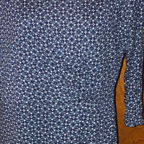 Loft dress, perfect for any occasion! - Picture 2 of 4